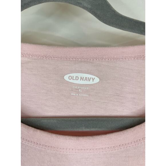 Old Navy Pink T-Shirt Size XL - Picture 2 of 3